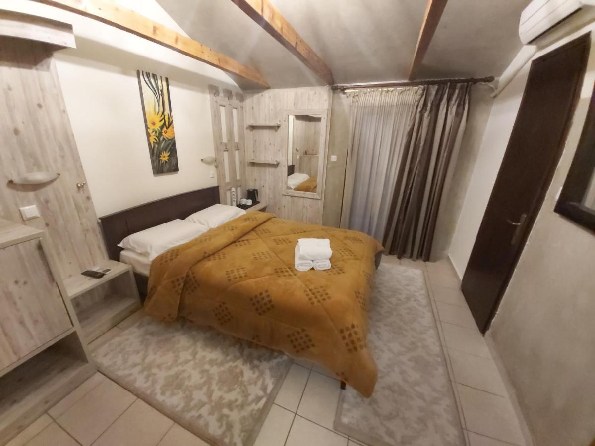 Aeolic Star Hotel 2*